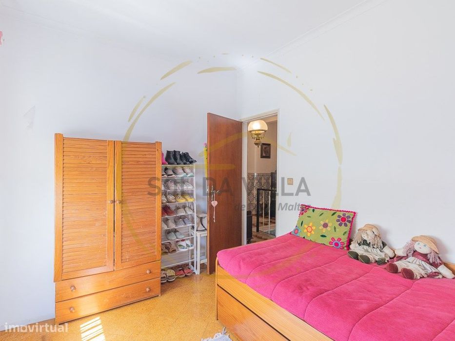 Moradia isolada T4 + T3 com garagem - Porto Salvo, Oeiras - 519.000€