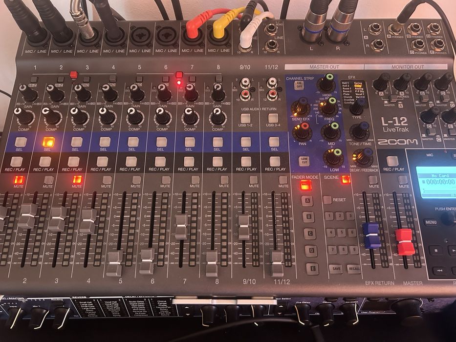 Zoom l12 digital mixer impecavel