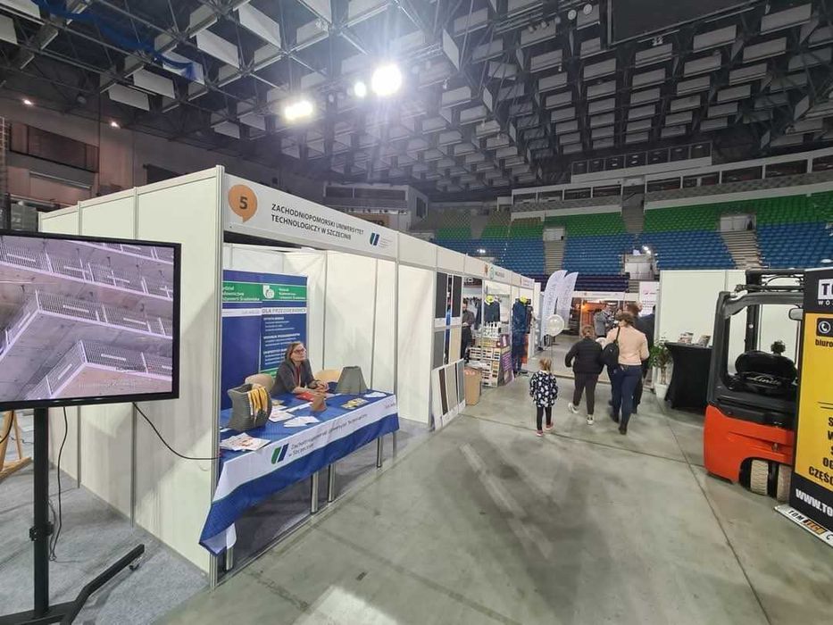 Stoiska targowe zabudowa octanorm obsługa imprez targowych wystaw