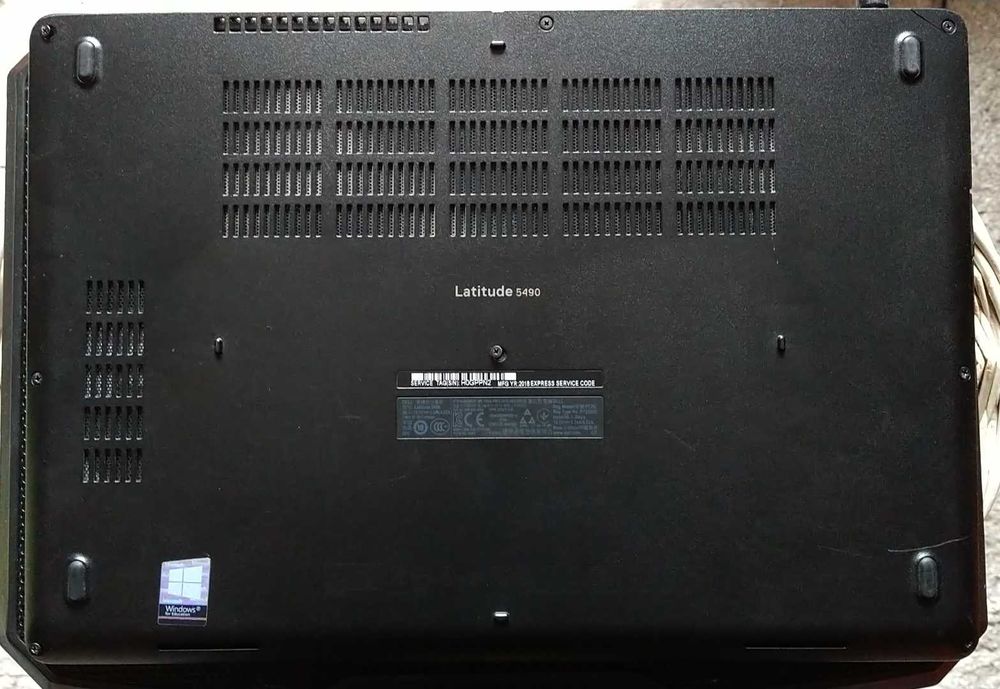 laptop Dell latitude 5490