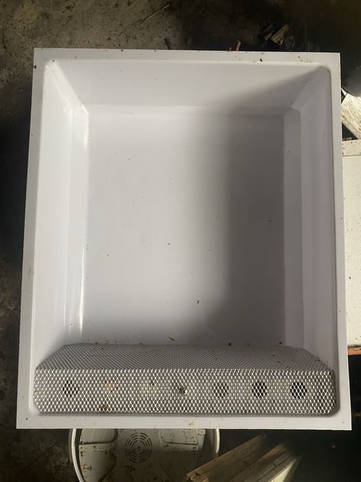 Używane podkarmiaczki powałkowe HexaTeam do uli Dadant 10 Wielkopo 12R