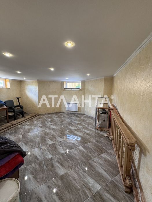 Гарний будинок в Чагрі