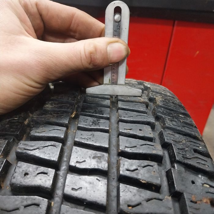 Opony Całoroczne Cooper 215/65R16 98T