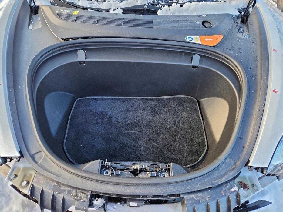 Tesla Model 3 Long Range 2018 в дорозі