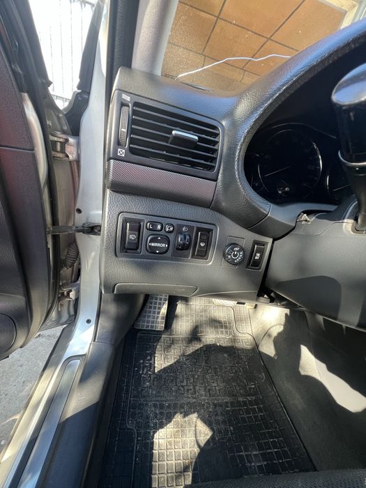 Продам Toyota Avensis 2.0 газ безн