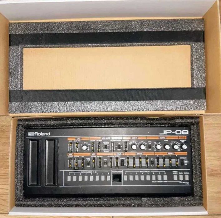 Roland JP-08 Boutique Series – excelente estado