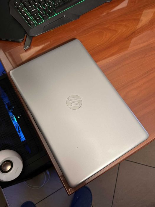 Computador portátil HP i5