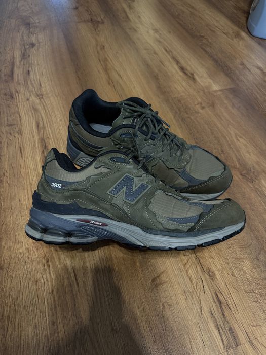 New Balance 2002R (M2002RDN)
