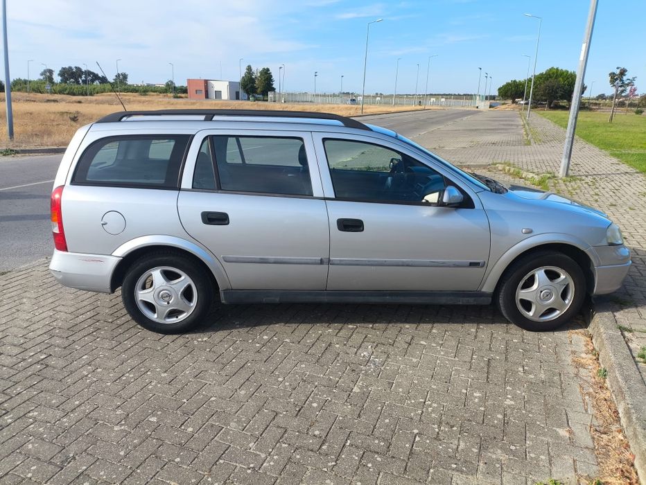 Opel Astra Caravan — fotografia 5