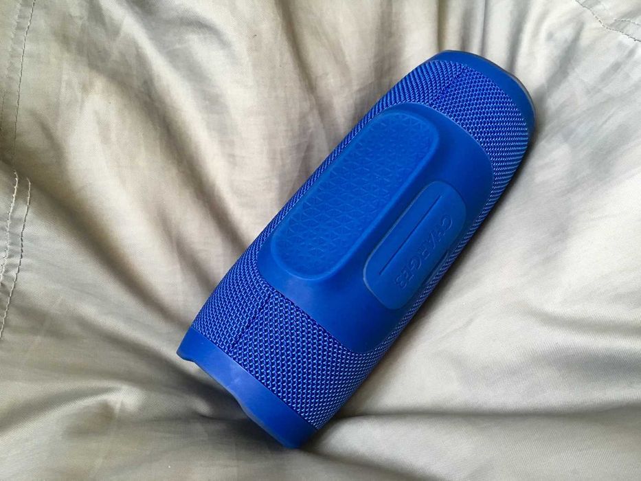 Портативная блютуз колонка JBL Charge 3 с USB,SD,FM (20 ватт синяя)