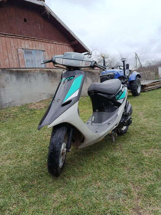 Продам скутер Honda Dio 18