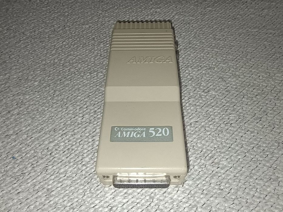 Amiga Commodore modulator 520