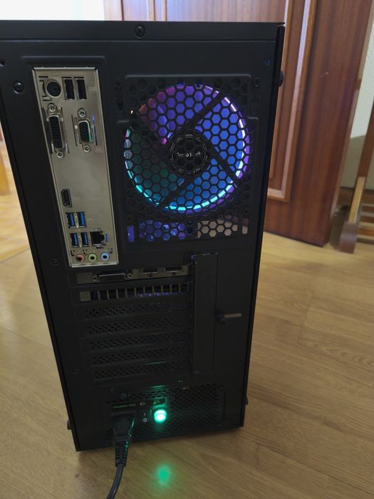 Vendo torre pronto a usar