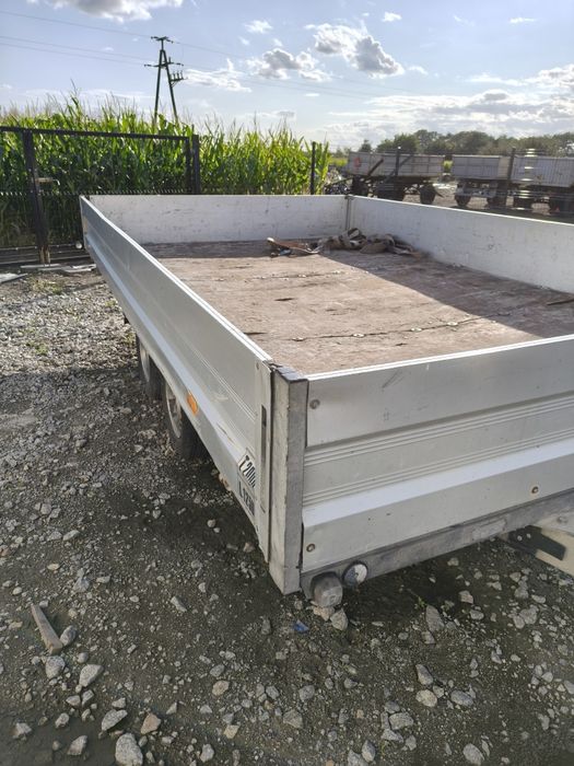 Przyczepa samochodowa Selandia dmc 2000kg szerokość  245cm długość 415cm