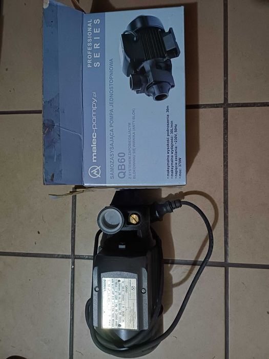 Qb60 samozasysająca pompa jednostopniowa Malec