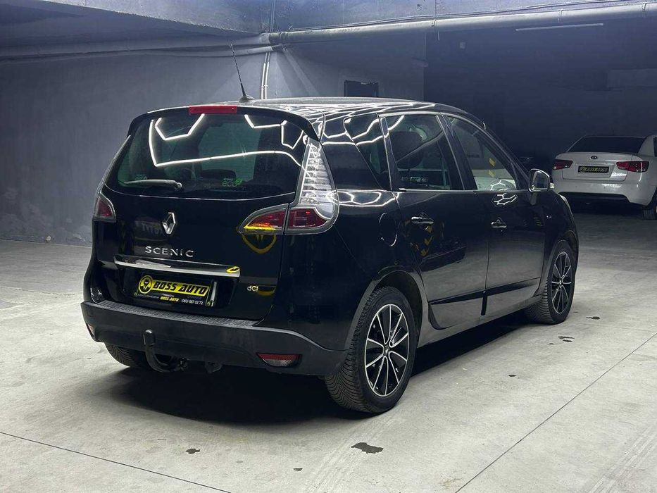 Renault Megane Scenic 2013