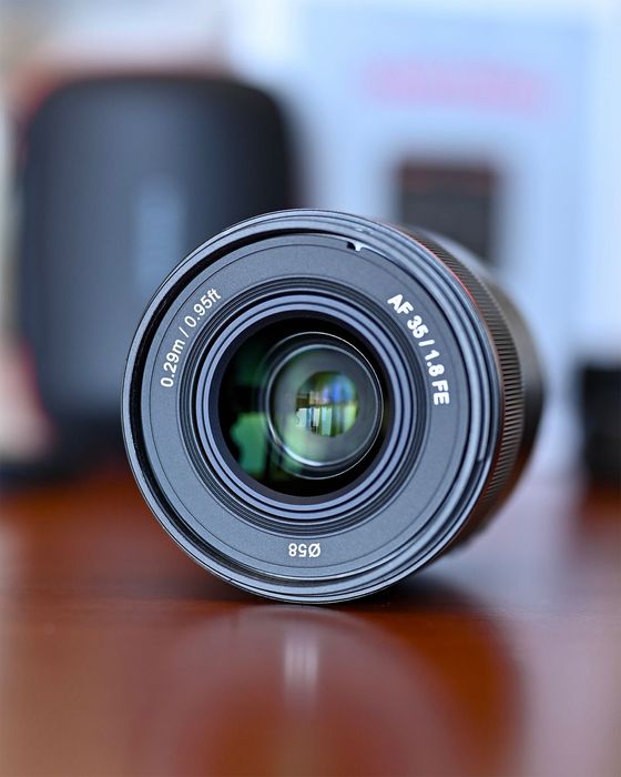 Samyang AF 35 mm/F1.8 Sony FE