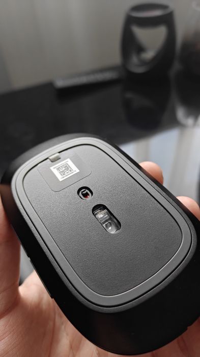 Mysz Samsung bluetooth Czarna (EJ-M3400DBEGEU)