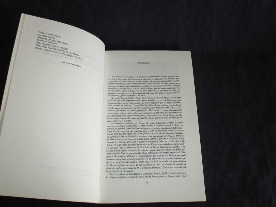 Livro Naufrágios Viagens Fantasias & Batalhas João Palma-Ferreira