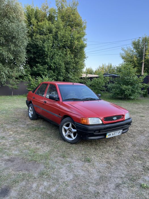 Продам Ford escort