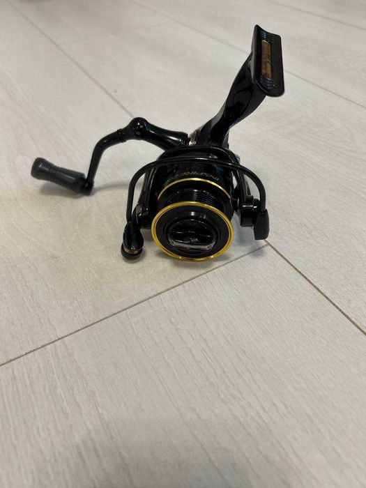 Продам котушку для спінінгу