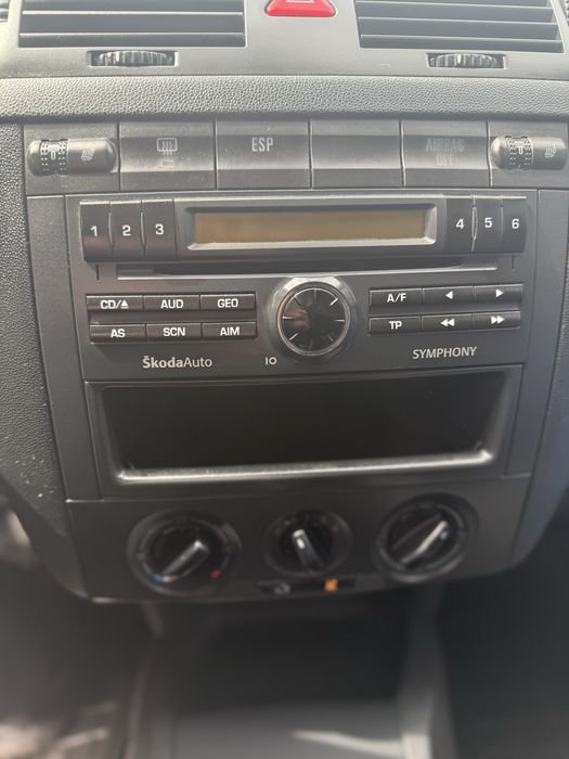 Продам шкоду фабію 1.4 MPI бензин