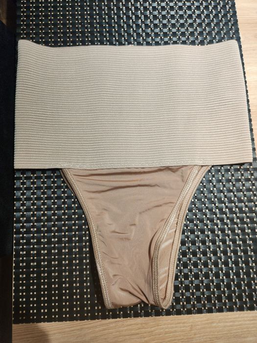 Bielizna modelująca L