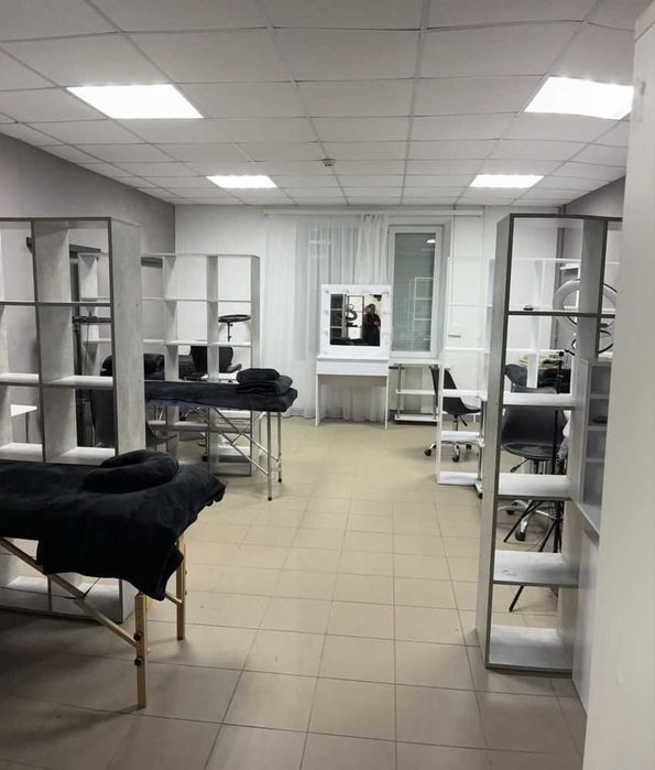 RLT S01 Оренда фасадного приміщення, 64 м2, вул. Реміснича, Центр