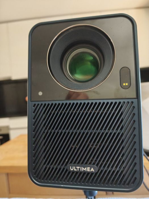 Projetor Ultimea Poseidon E40