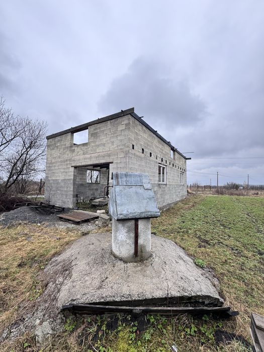 Продам ділянку з недобудовою, Книжківці