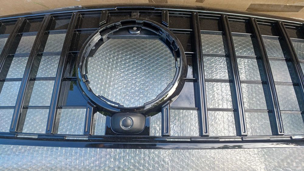 Grill samochodowey Mercedes
