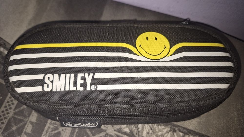 Piórnik Herlitz Smiley