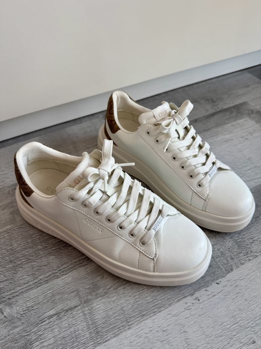 Sneakersy damskie GUESS