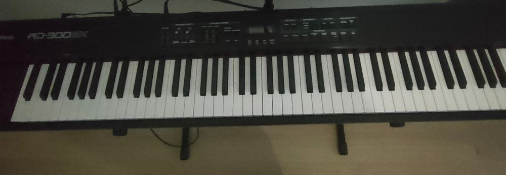 Piano Digital Roland RD 300GX