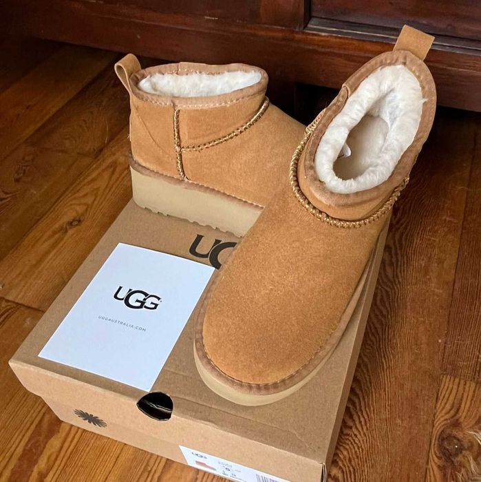 Botas UGG número 35 e número 36, novas