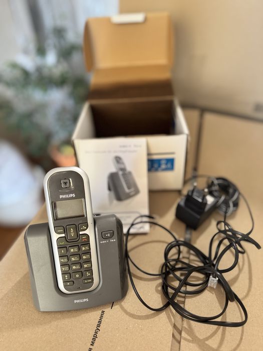 Продам бездротовий телефон Philips