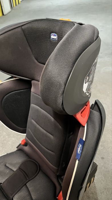 Cadeira Chicco para carro