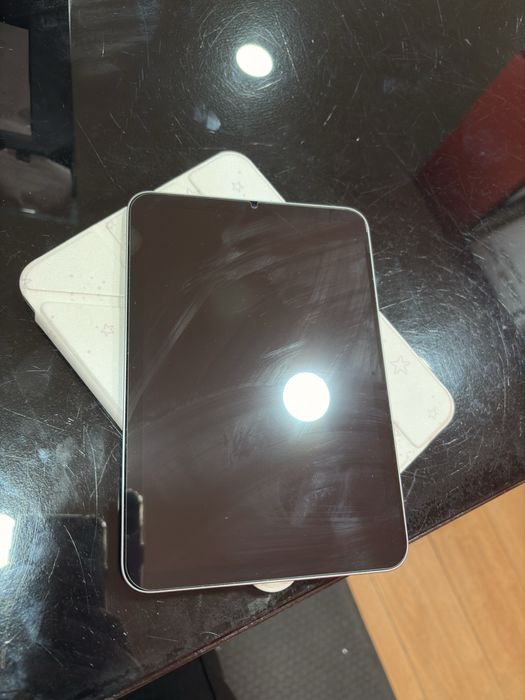 Vendo ou troco Ipad Mini 7° geração 128gb como novo
