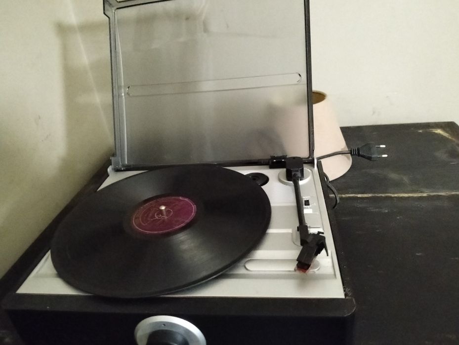 Gira discos de 33/45/78 rpm