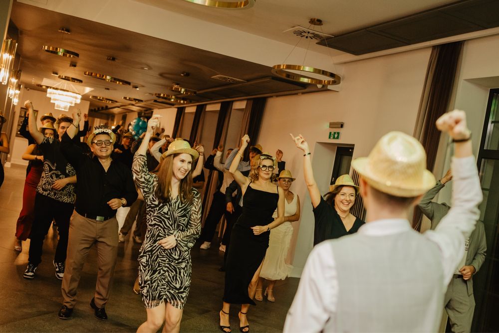 Dj/wodzirej na wesele lub urodziny