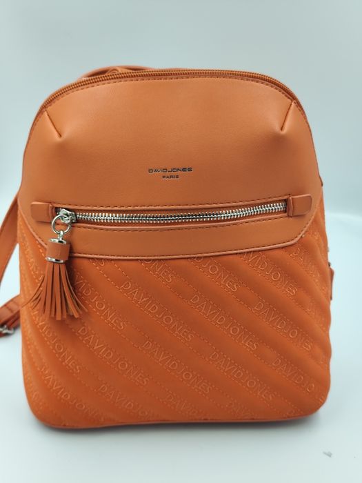 Продам женскую сумку  DAVID JONES