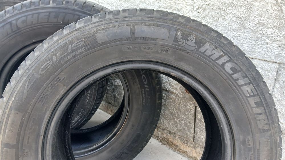 Michelin Agilis camping