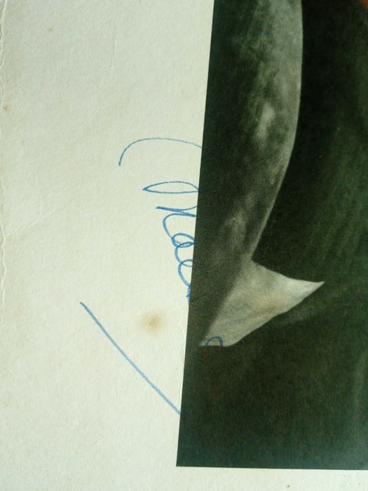 Marcelo Caetano, fotografia autografada