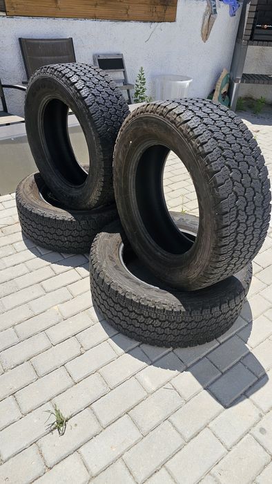 4 Pneus 265 / 60 / R18