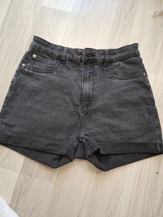 Krótkie spodenki