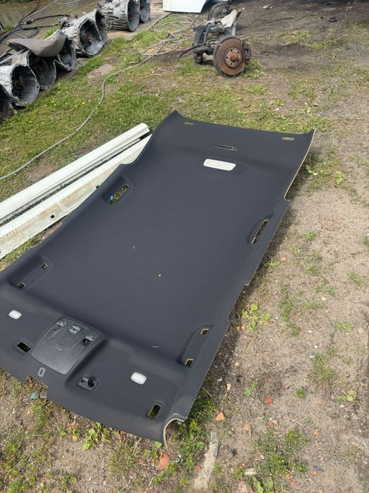 Mercedes B klasa A246 podsufitka czarna