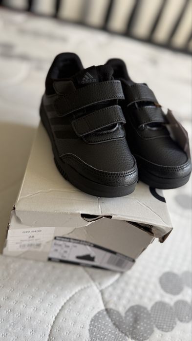 Кросівки adidas 28 р
