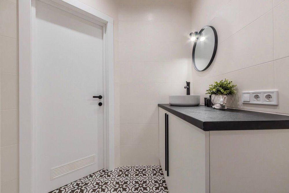 Дизайнерська  ЖК ! 044" , Кирилівська 37А. .метро Поштова Площа