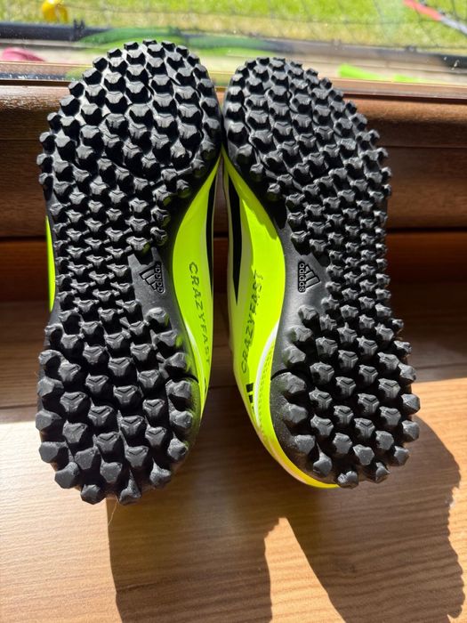 Buty piłkarskie adidas rozm.  33,5