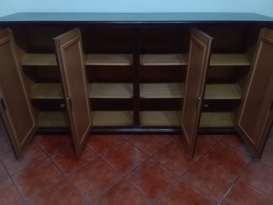 Vendo aparador de carvalho core wenge
